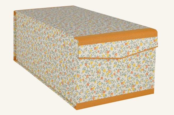 Fotobox mit orange gelben Bltenmuster